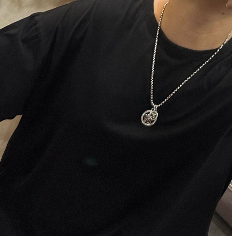 VERSACE